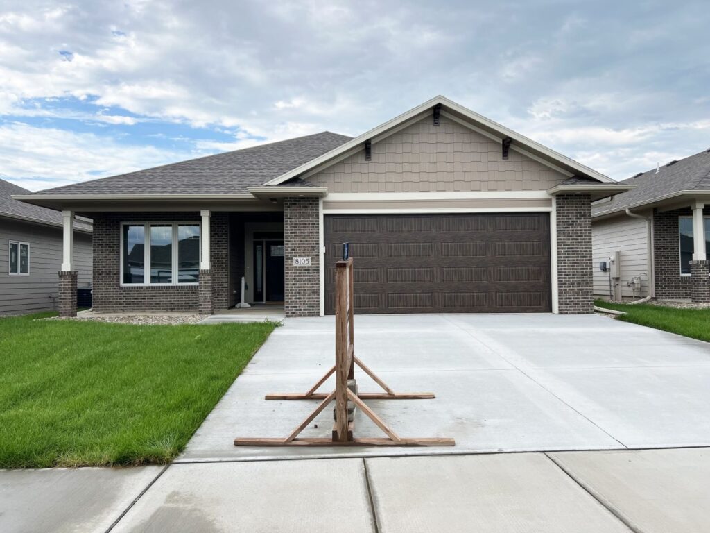 8105 W. 24th Street