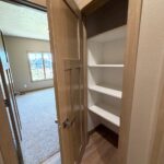 2905 S. Dunraven Ave