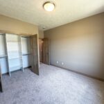 2905 S. Dunraven Ave