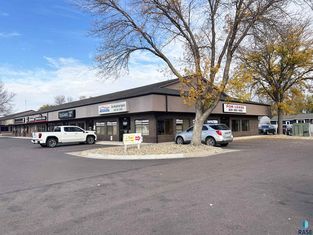 5310–5330 W 26th St — Silver Valley Plaza I