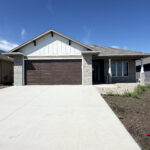 5921 S. Huntwood Ave