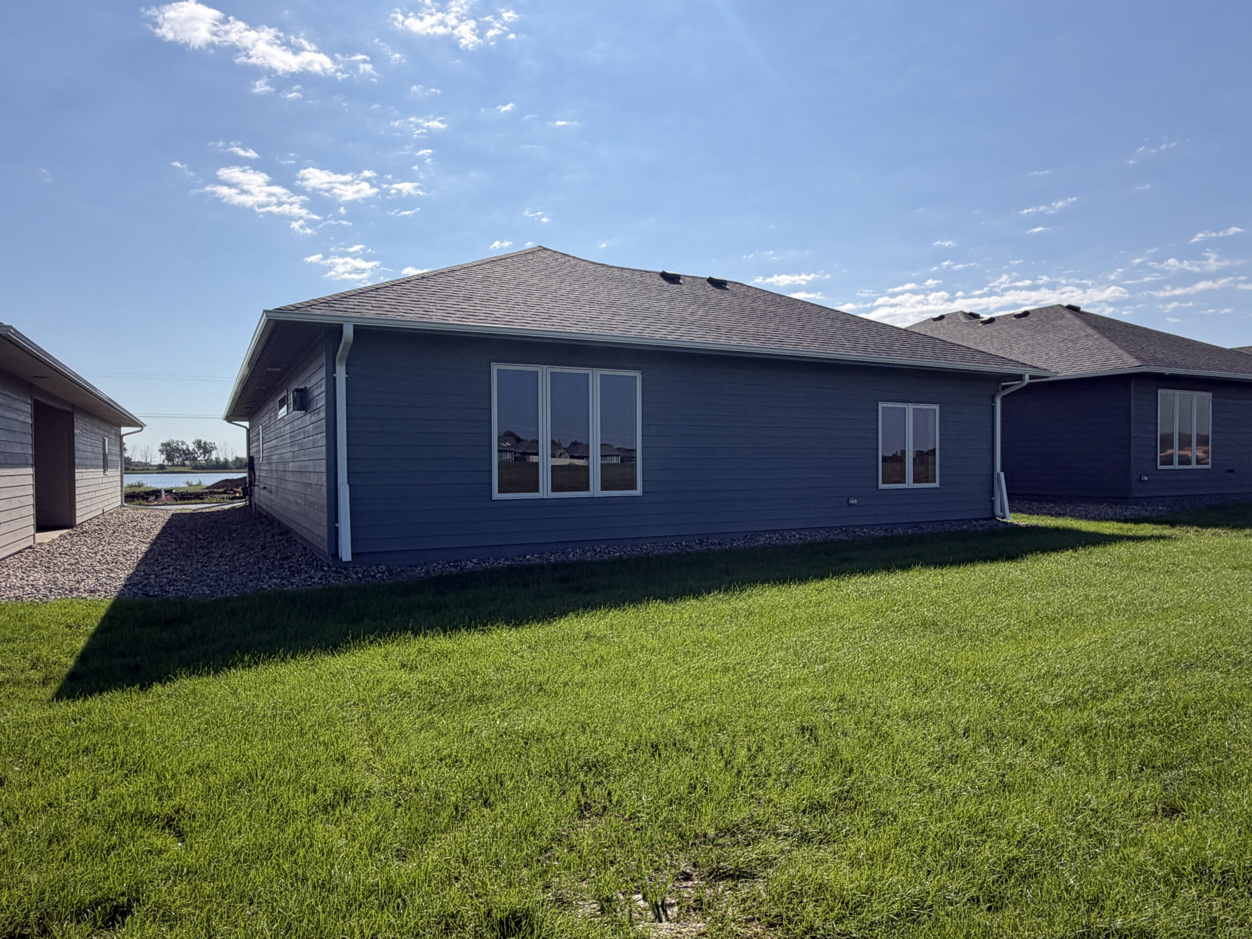 5913 S. Huntwood Ave