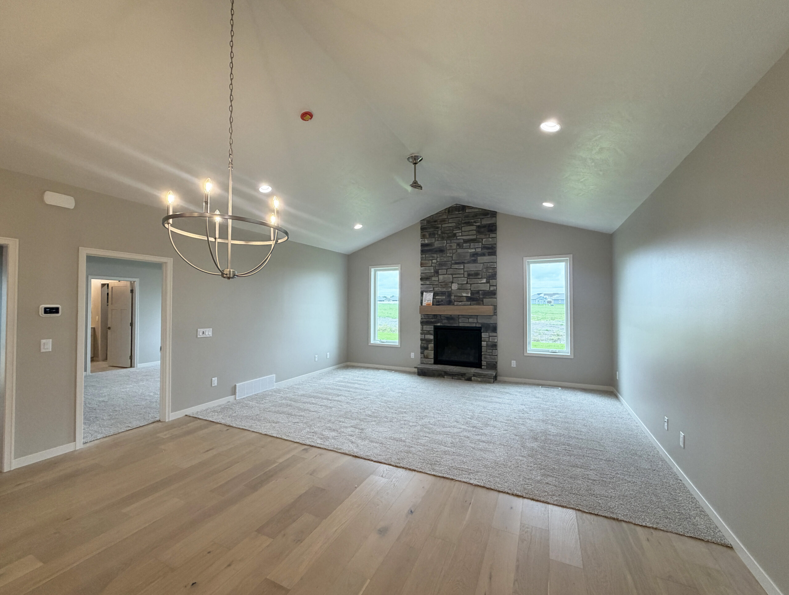 5909 S. Huntwood Ave
