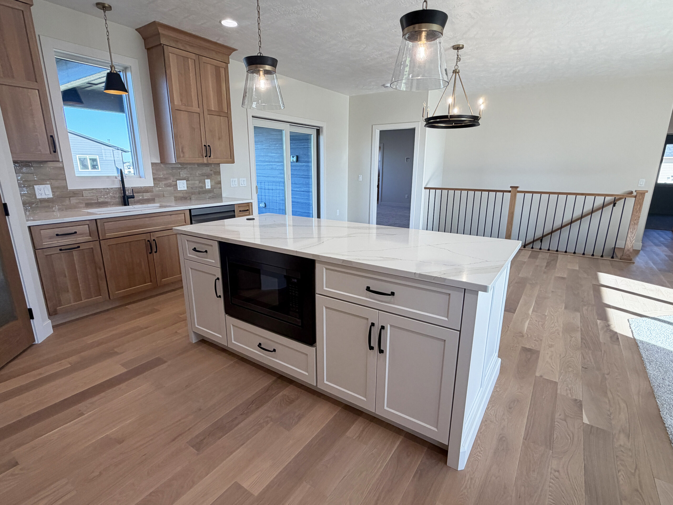 2801 S. Maplewood Ave