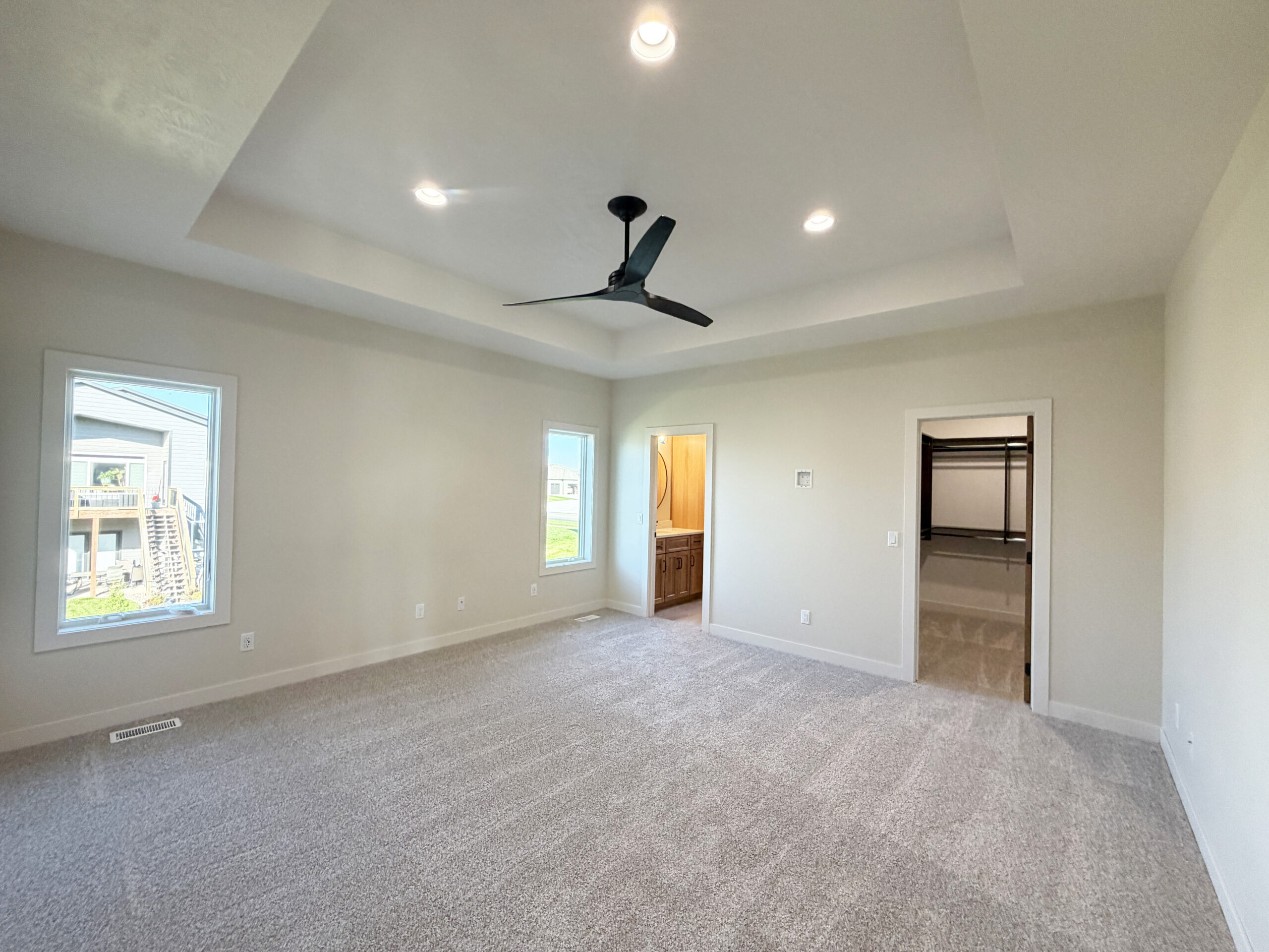 2801 S. Maplewood Ave