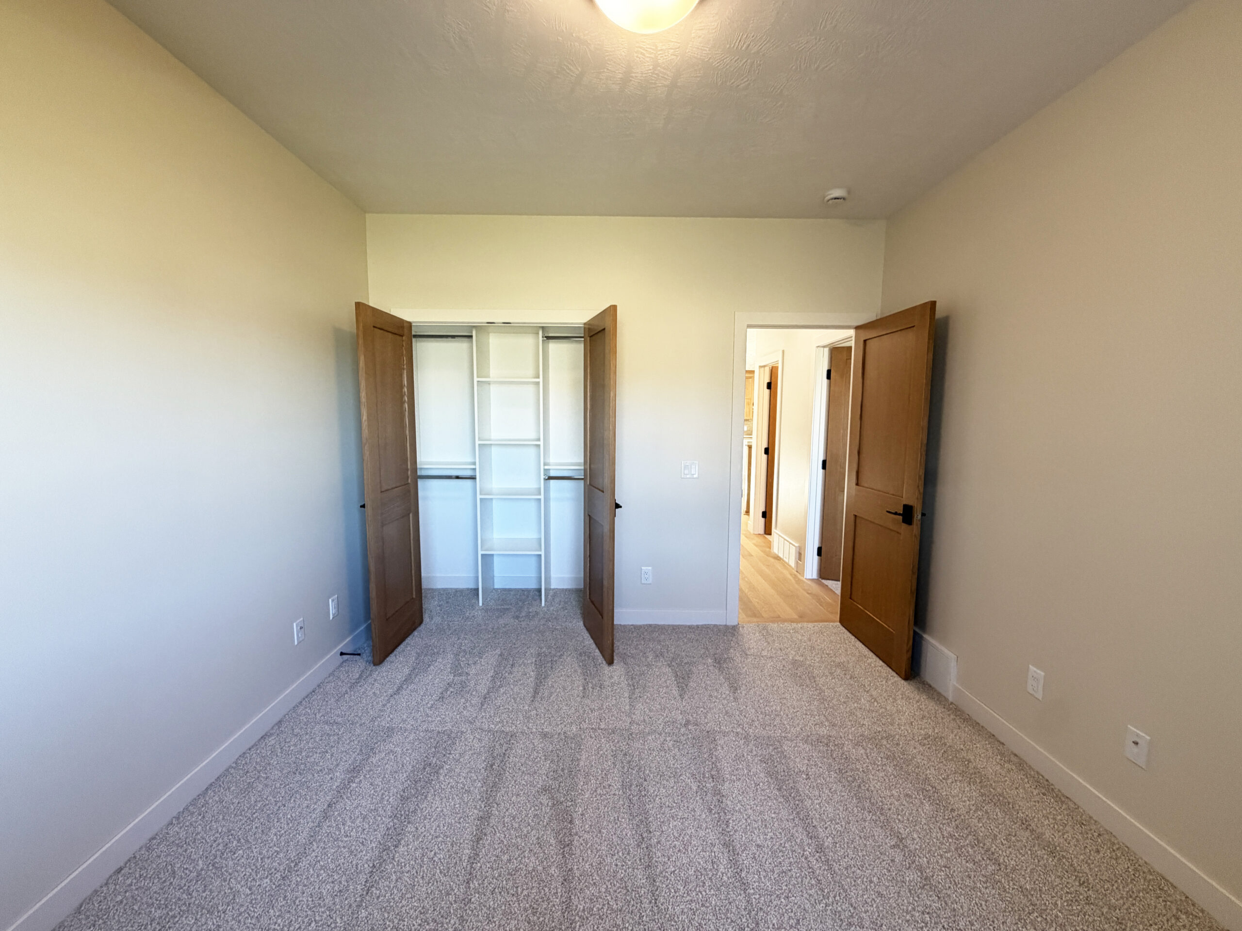 2801 S. Maplewood Ave