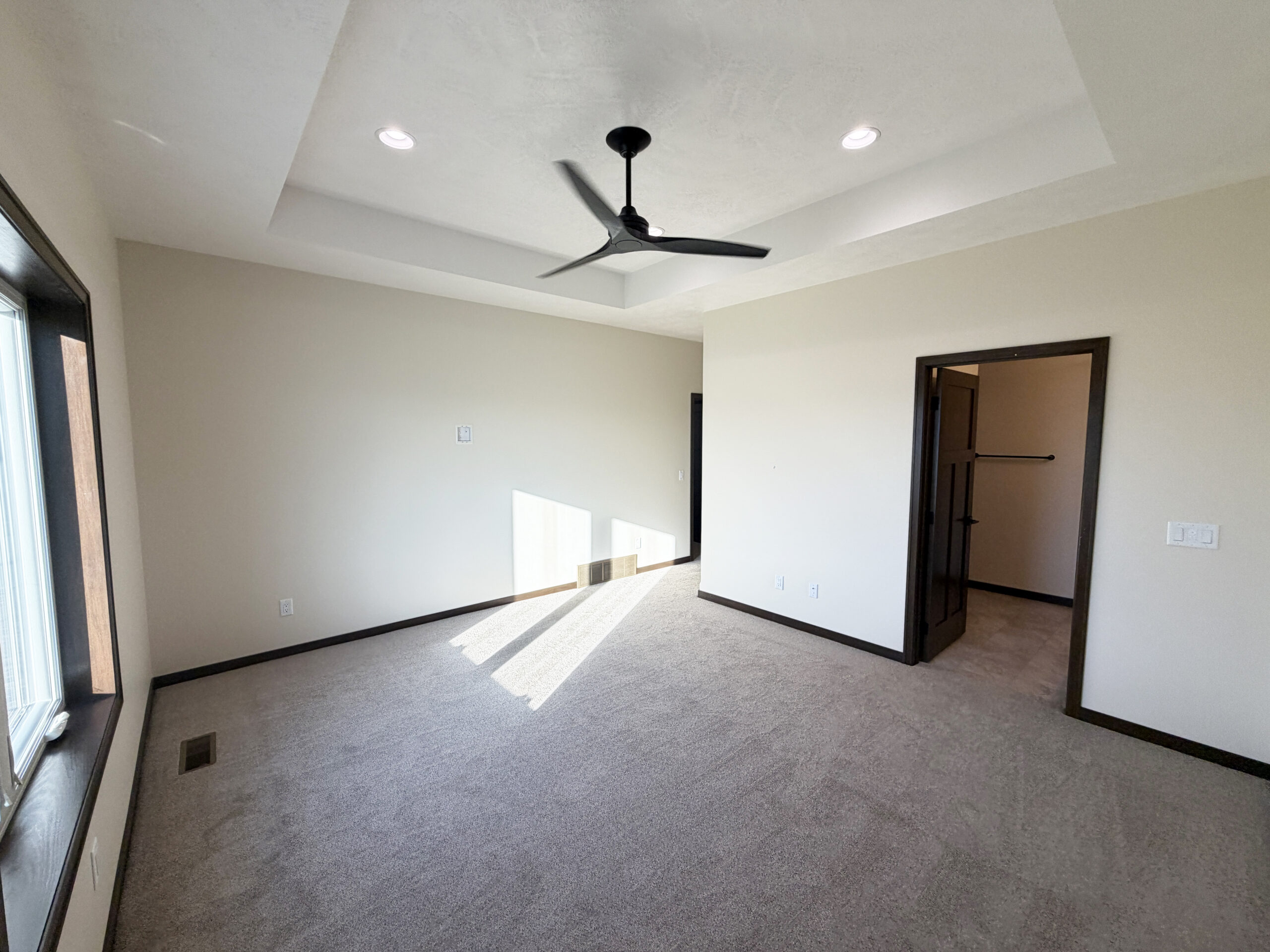 5901 S. Huntwood Ave