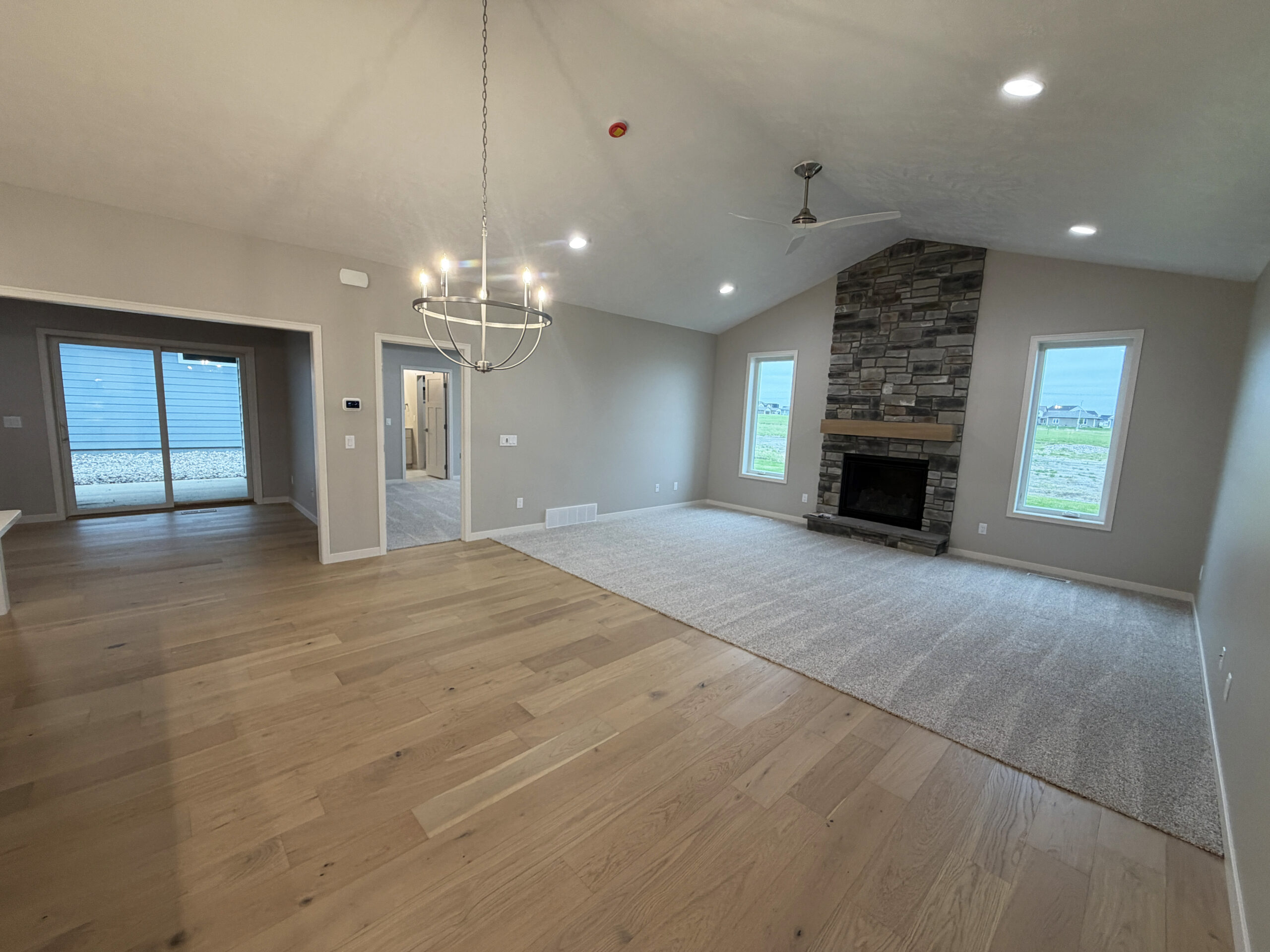 5909 S. Huntwood Ave