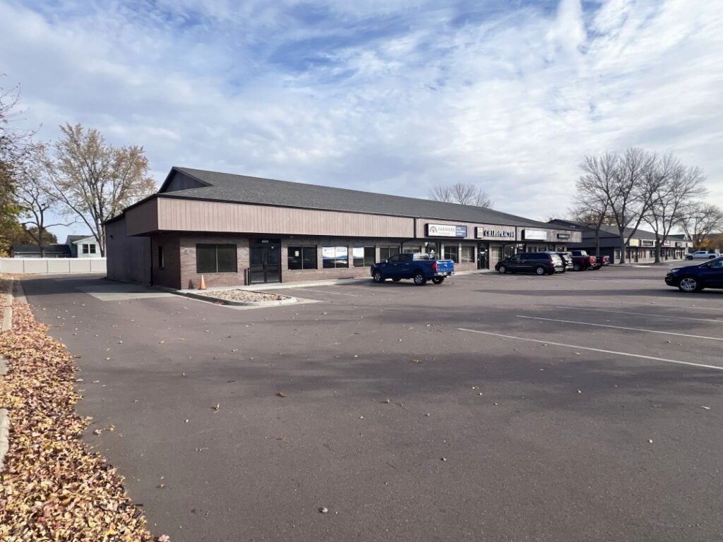 5400–5424 W 26th St — Silver Valley Plaza II